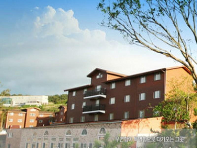 Arbon Youth Hostel & Resort Чеджудо Экстерьер фото