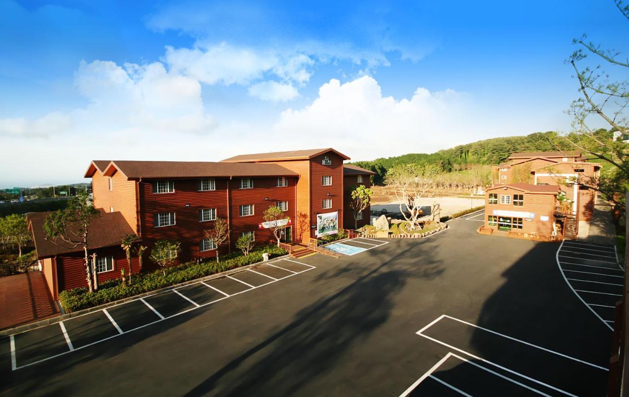 Arbon Youth Hostel & Resort Чеджудо Экстерьер фото