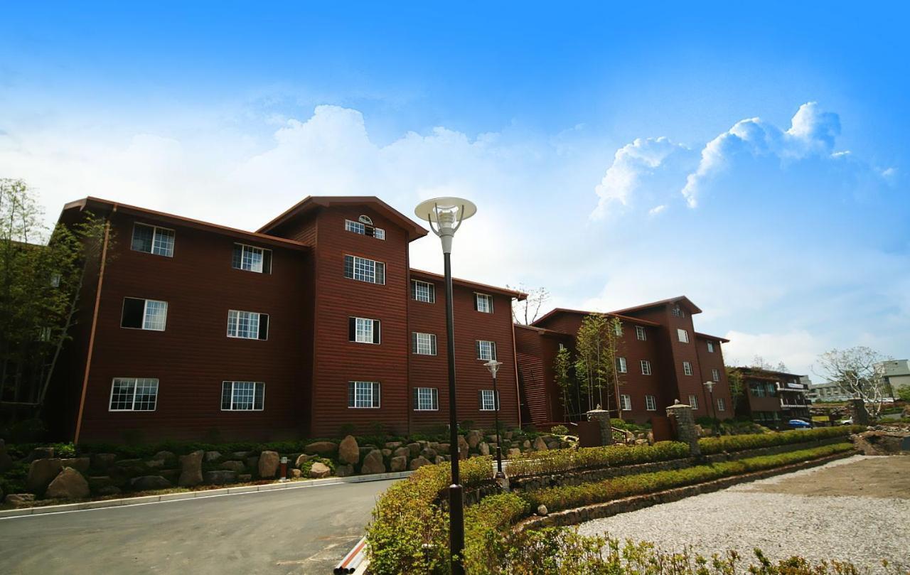 Arbon Youth Hostel & Resort Чеджудо Экстерьер фото